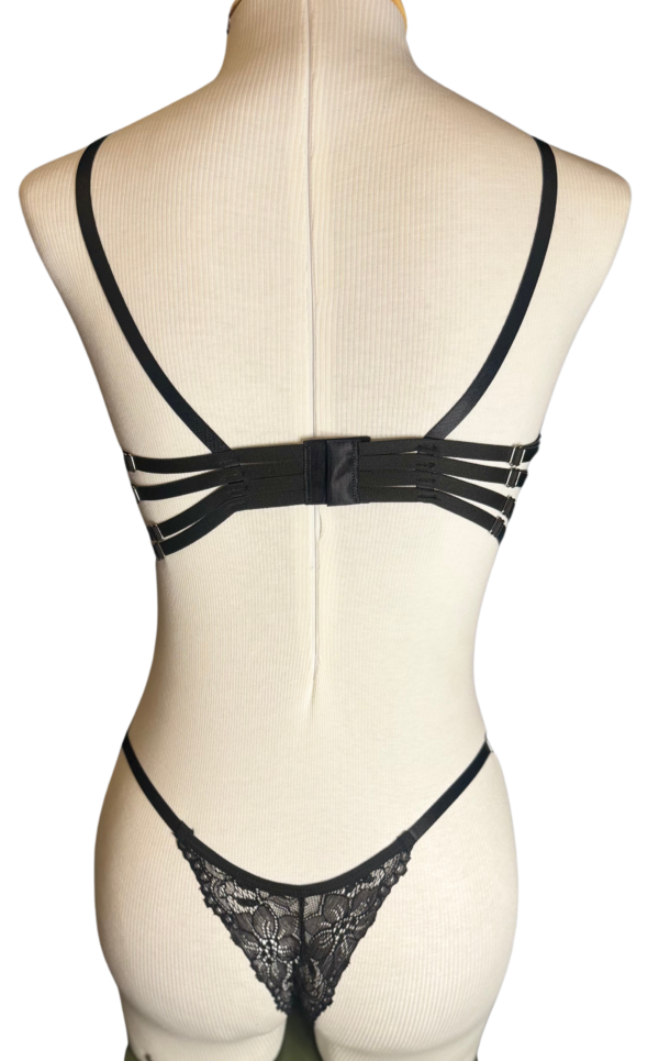 Conjunto em Renda Preto - Imagem 3